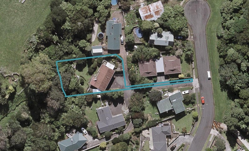 5C Marina Grove, Frankleigh Park, New Plymouth - Carousel 1
