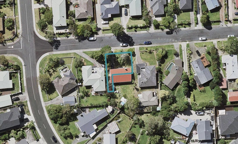 5 Linwood Avenue, Forrest Hill, Auckland - Carousel 1