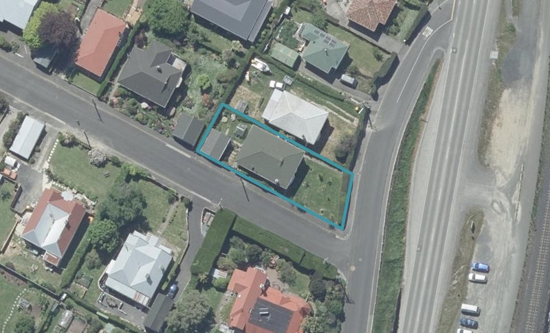 14 Saint Leonards Drive, Saint Leonards, Dunedin - Carousel 1
