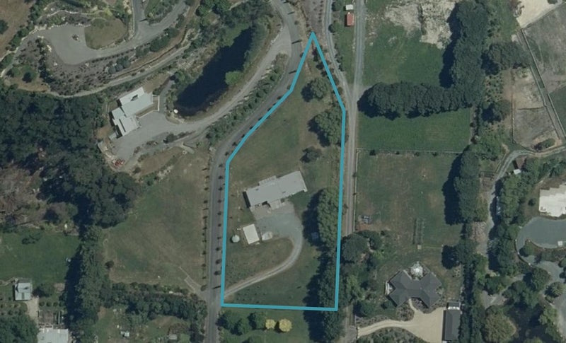 10 Ocean View Lane, TASMAN, UPPER MOUTERE - Carousel 1