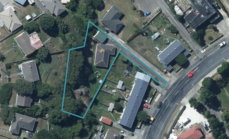 159 Mungavin Avenue, Ranui, Porirua - Carousel 1