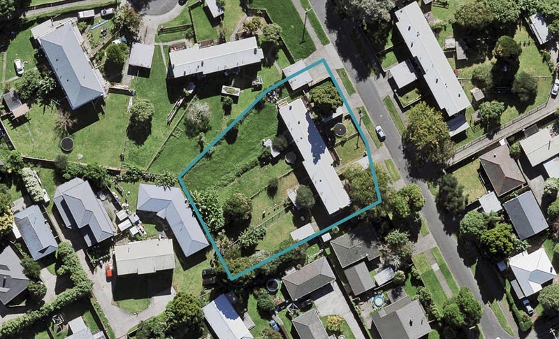 4 Bellgrove Place, Avondale, Auckland - Carousel 1
