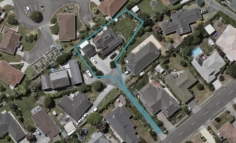33 Cedar Drive, Paraparaumu Beach, Paraparaumu - Carousel 1