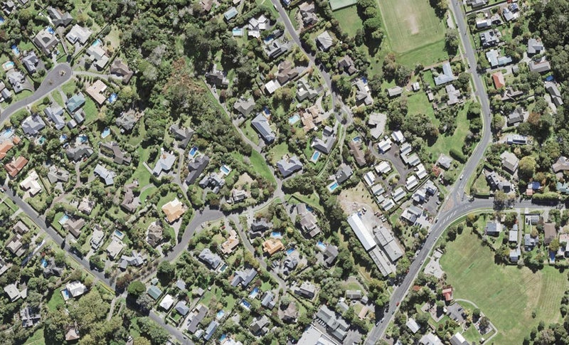 25 Almond Grove, Greenhithe, Auckland - Carousel 1