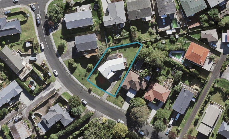87 Lynden Avenue, Hillcrest, Auckland - Carousel 1