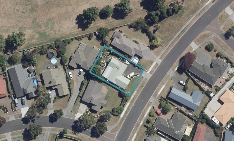 35 Spinnaker Drive, Flagstaff, Hamilton - Carousel 1