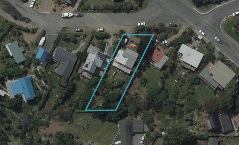 2 Emerson Crescent, Diamond Harbour, Lyttelton - Carousel 1