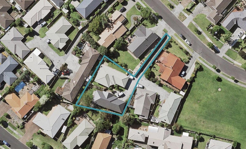 1/26 West Fairway, Golflands, Auckland - Carousel 1