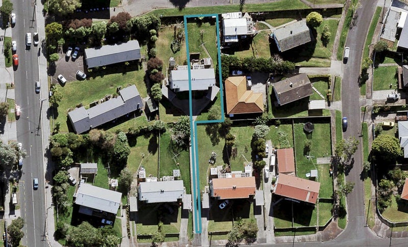 6A Holbrook Street, Avondale, Auckland - Carousel 1
