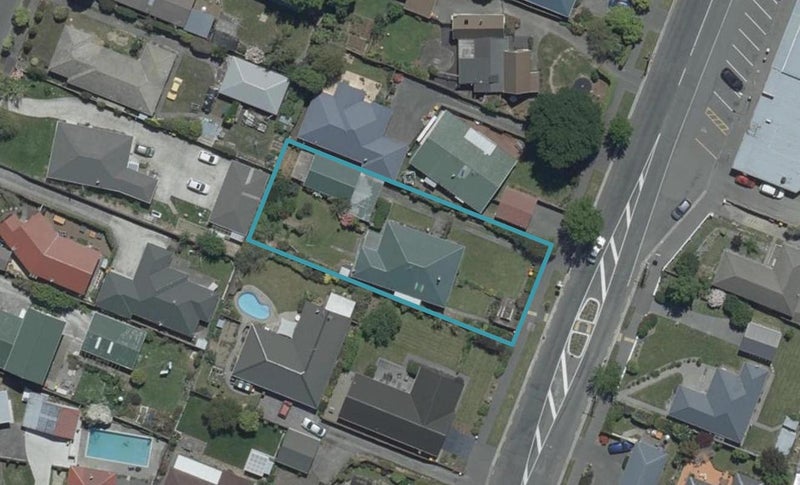 11 Grampian Street, Casebrook, Christchurch - Carousel 1