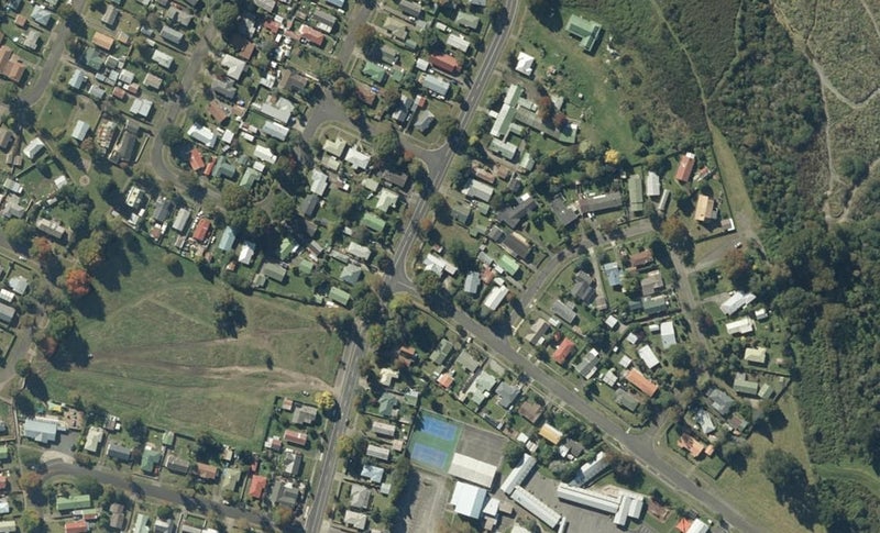 199 Te Rangitautahanga Road, Turangi - Carousel 1