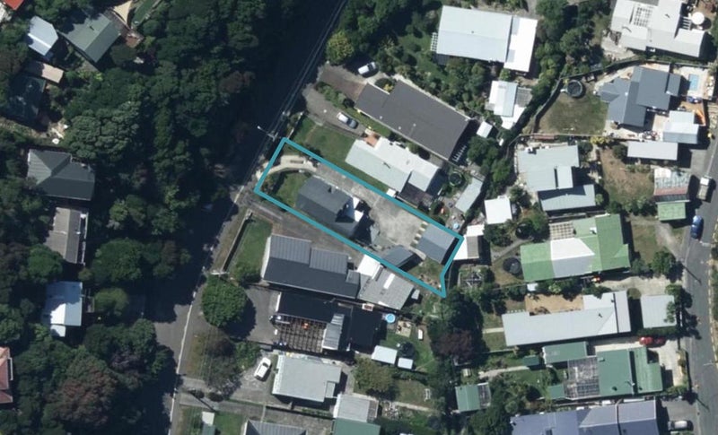 48 Airlie Road, Plimmerton, Porirua - Carousel 1