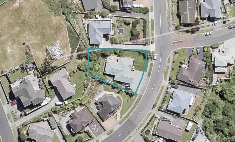 158 Tirohanga Road, Tirohanga, Lower Hutt - Carousel 1
