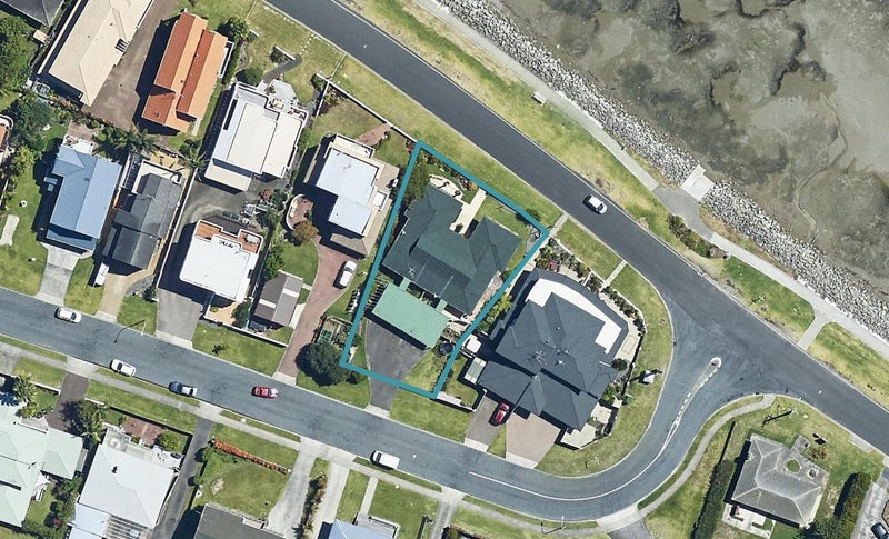 50A Harbour Drive, Otumoetai, Tauranga - Carousel 1