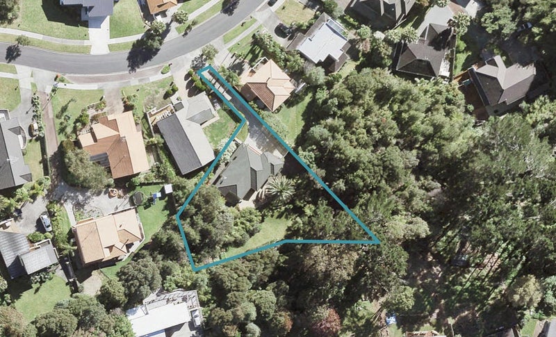 56 Kate Sheppard Avenue, Torbay, Auckland - Carousel 1