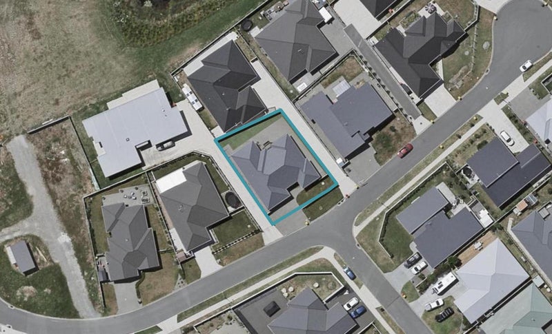 10 Bridford Way, Paraparaumu, Paraparaumu - Carousel 1