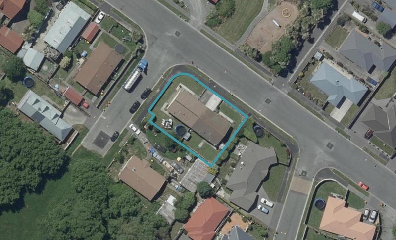 2/26 St Lukes Street, Woolston, Christchurch - Carousel 1