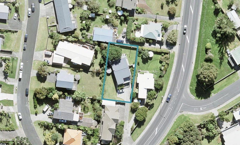 900B Whangaparaoa Road, Manly, Whangaparaoa - Carousel 1