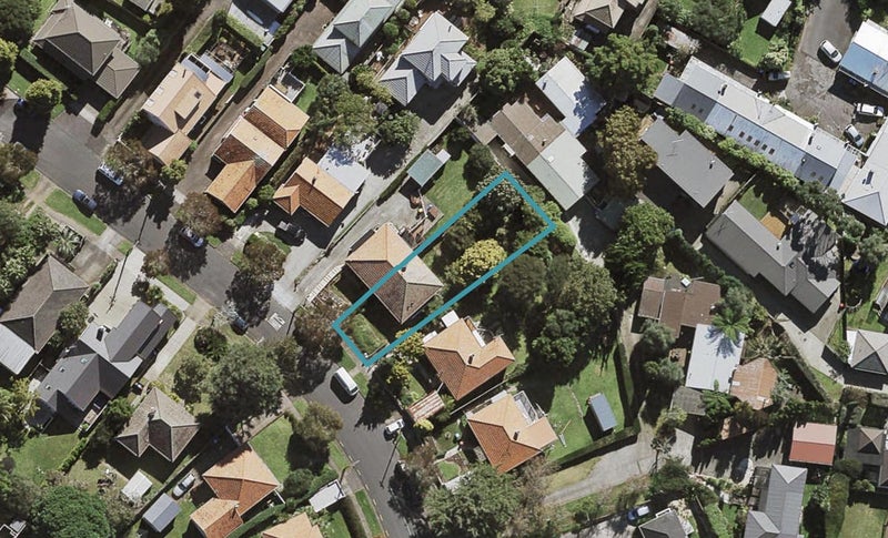 93 Te Kawa Road, Greenlane, Auckland - Carousel 1