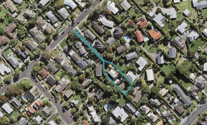1/64 Alton Avenue, Hillcrest, Auckland - Carousel 1