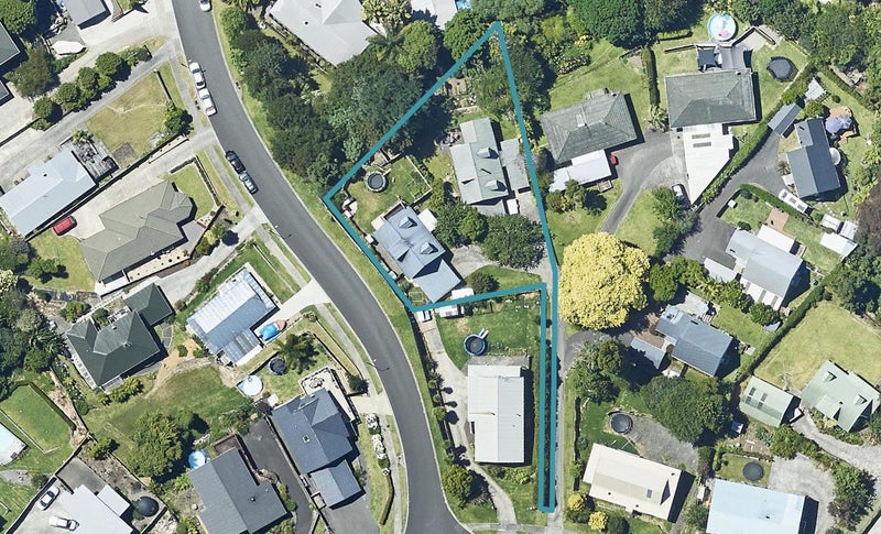 11A Bellfield Place, Bethlehem, Tauranga - Carousel 1