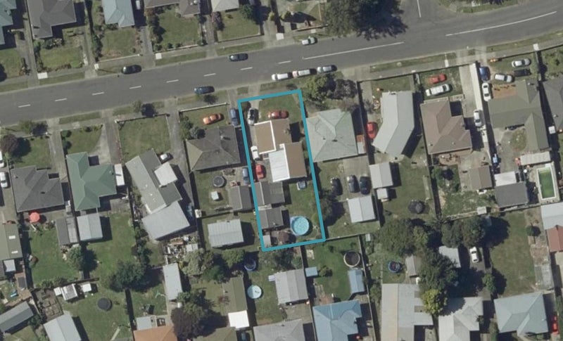 32 Pembroke Street, Highbury, Palmerston North - Carousel 1