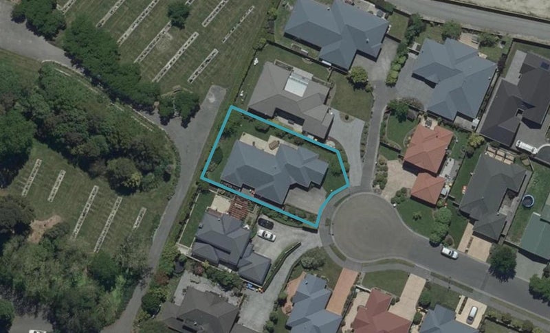 15 Henridge Place, Avonhead, Christchurch - Carousel 1