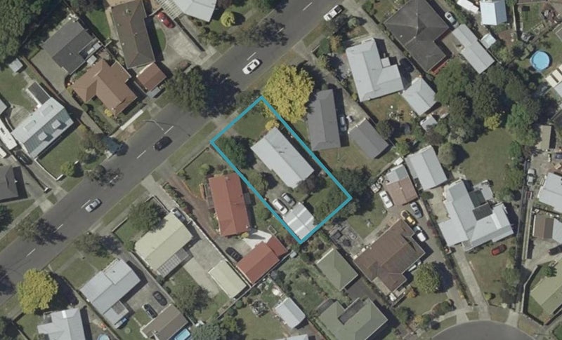 90 Benmore Avenue, Cloverlea, Palmerston North - Carousel 1