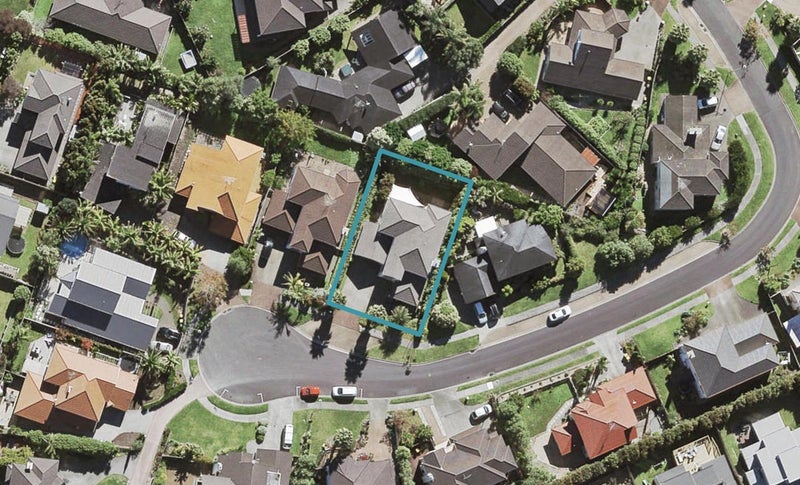 31 Scarlet Oak Drive, Schnapper Rock, Auckland - Carousel 1