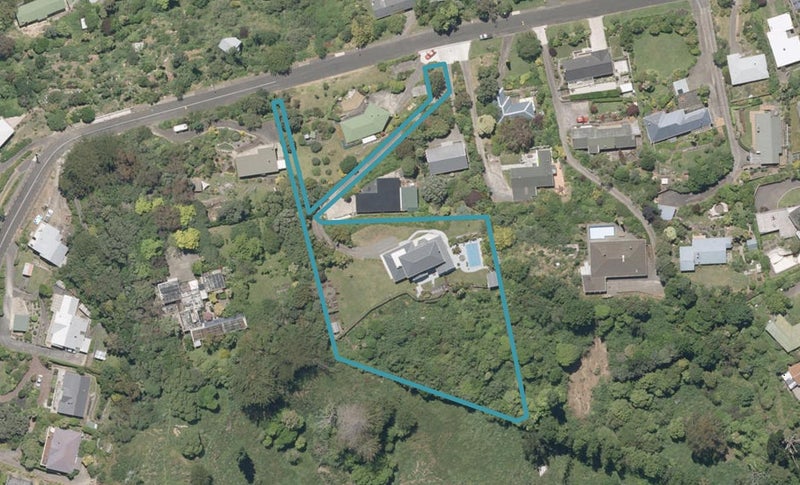 42 Wairere Road, Bastia Hill, Whanganui - Carousel 1