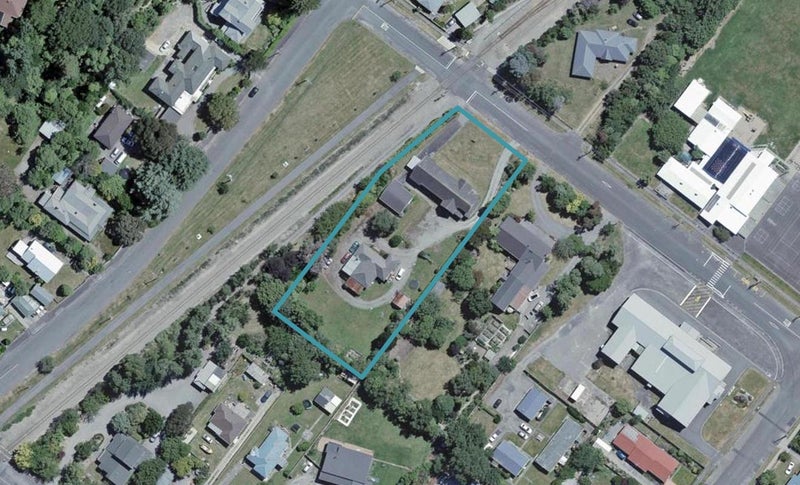 50 Bell Street, Featherston - Carousel 1