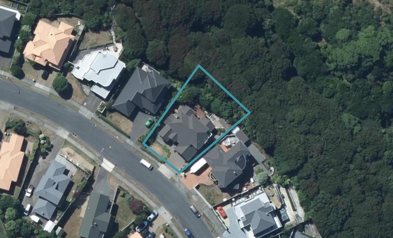 23 Pendennis Point, Camborne, Porirua - Carousel 1