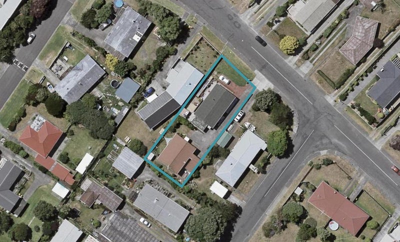 32 Toru Road, Paraparaumu Beach, Paraparaumu - Carousel 1