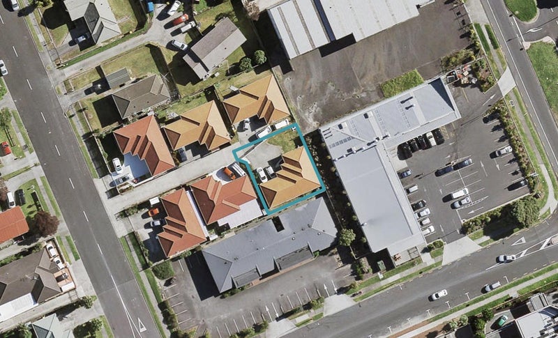 5A Robert Skelton Place, Clendon Park, Auckland - Carousel 1