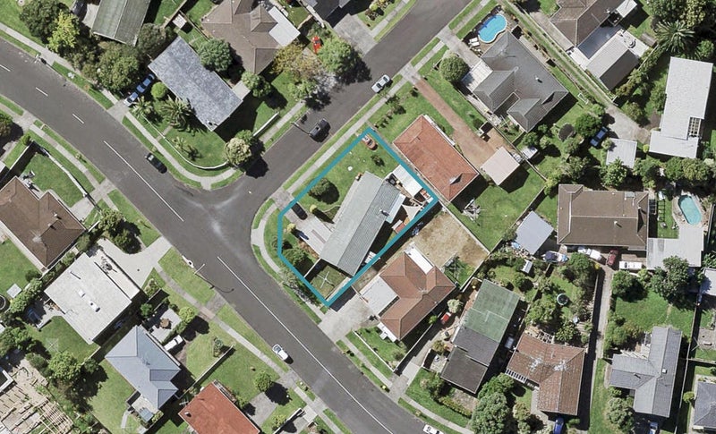 26 Whiteacres Drive, Sunnyhills, Auckland - Carousel 1