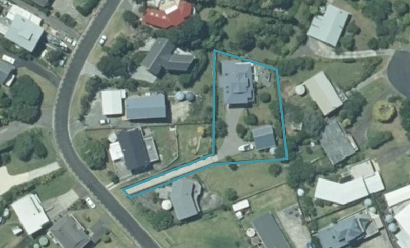 8 Panorama Avenue, Ferry Landing, Whitianga - Carousel 1
