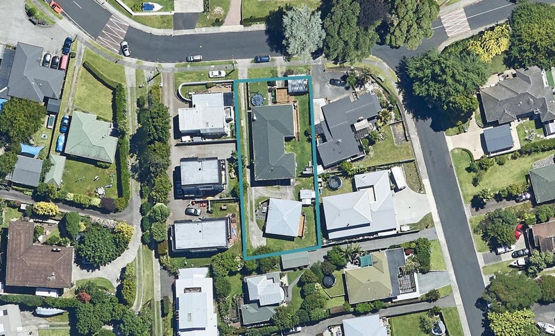 33A Darraghs Road, Brookfield, Tauranga - Carousel 1