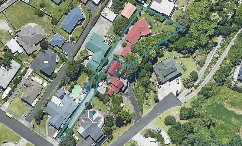 13 Chadwick Road, Greerton, Tauranga - Carousel 1