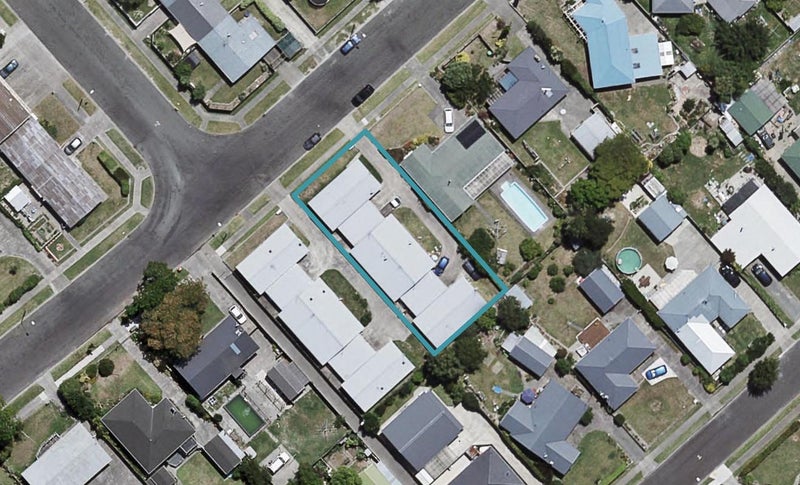 2/23 Clarence Cox Crescent, Pirimai, Napier - Carousel 1