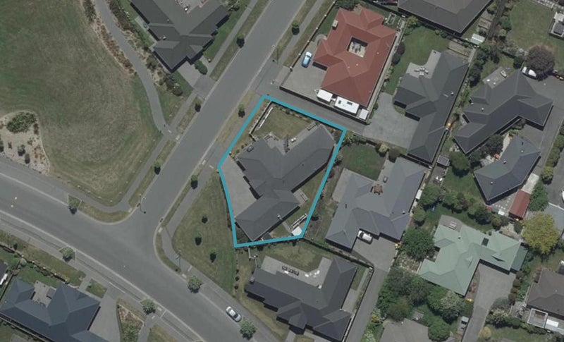 2 Strathcarron Place, Broomfield, Christchurch - Carousel 1