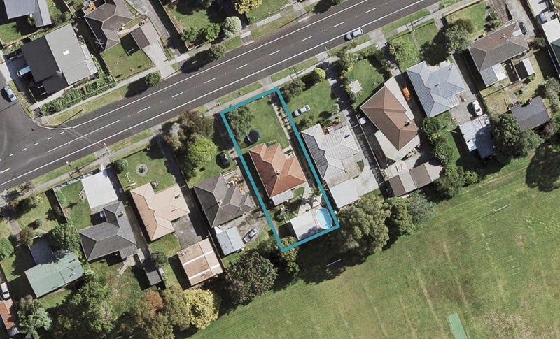 21 Myers Road, Manurewa East, Auckland - Carousel 1