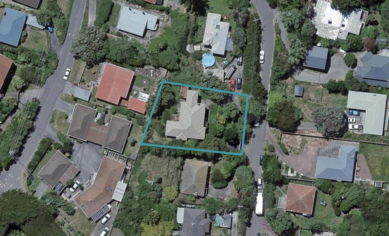 6 Kitchener Terrace, Johnsonville, Wellington - Carousel 1