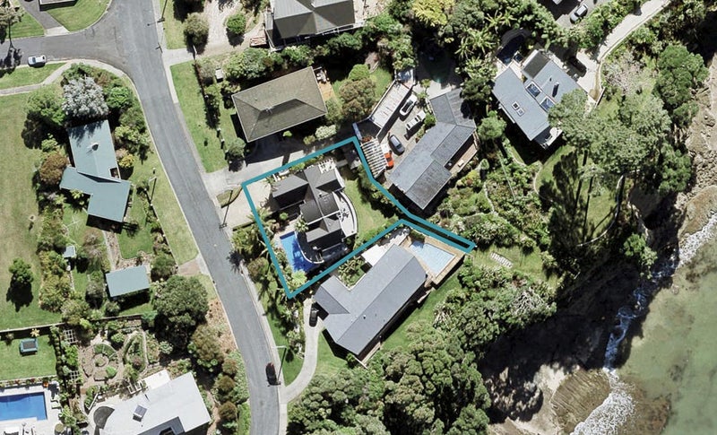 22 Tui Street, Torbay, Auckland - Carousel 1