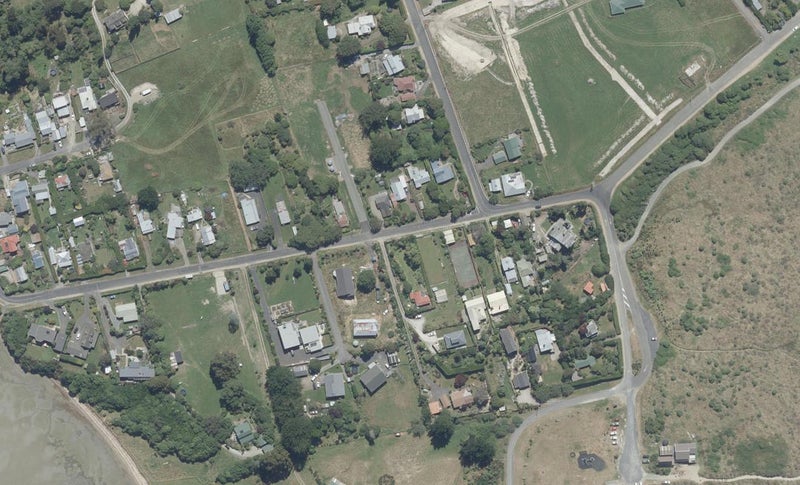 34 Bay Road, Warrington, Waikouaiti - Carousel 1