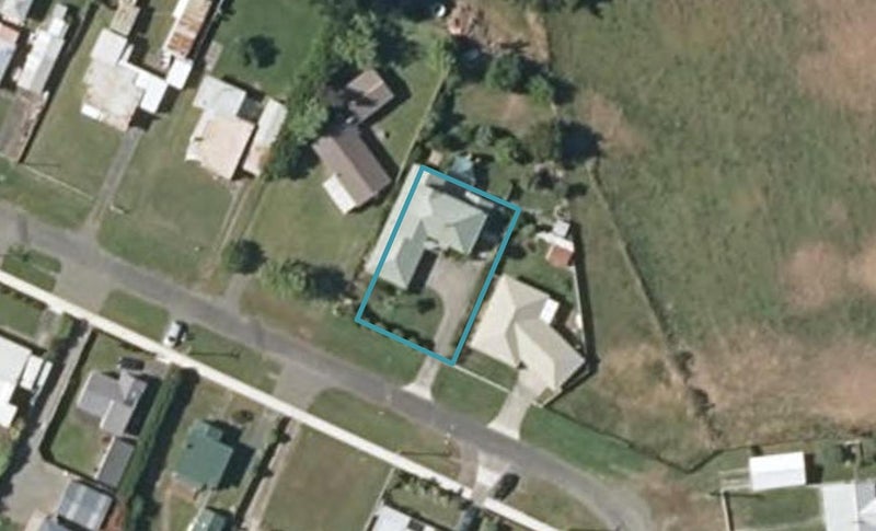 1 Edinburgh Terrace, Foxton Beach, Foxton - Carousel 1