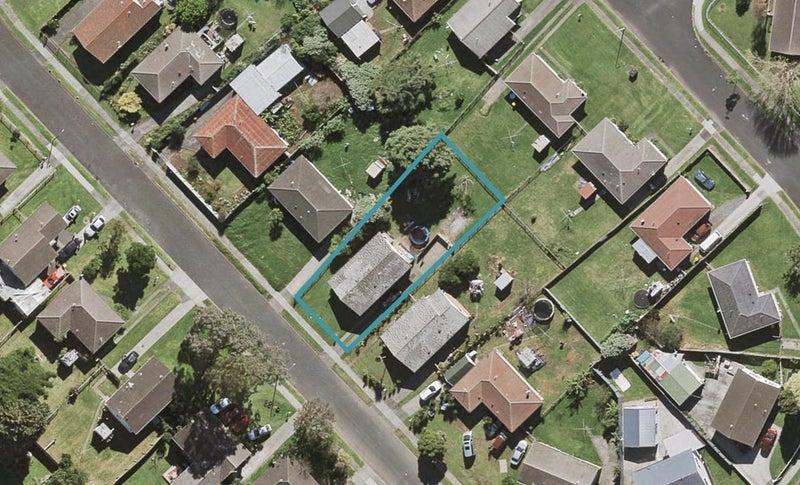 27 Heyford Close, Mangere, Auckland - Carousel 1