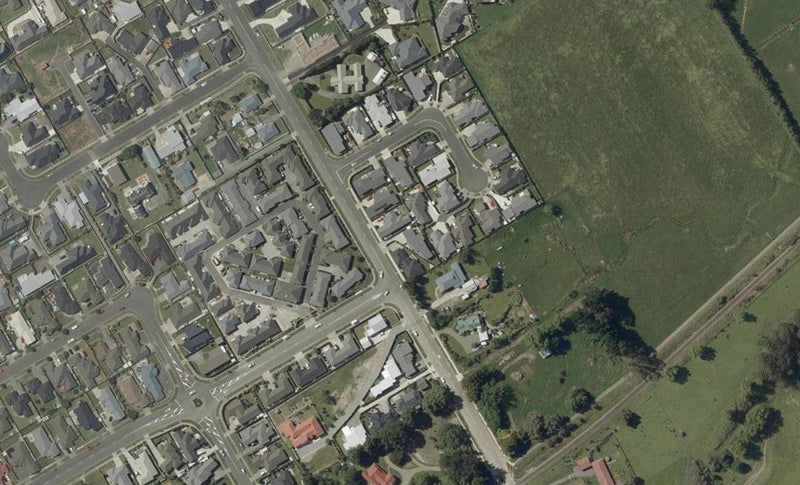 68 James Line, Kelvin Grove, Palmerston North - Carousel 1