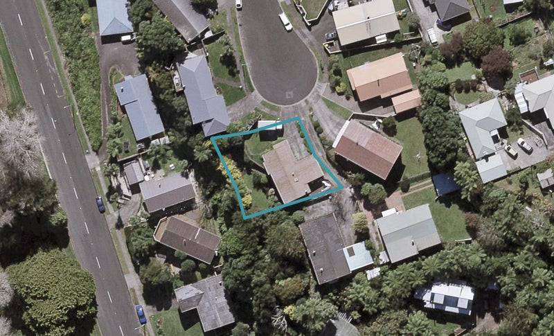 28 Marchant Place, Westown, New Plymouth - Carousel 1