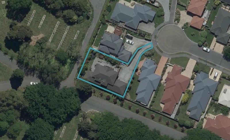 9 Henridge Place, Avonhead, Christchurch - Carousel 1