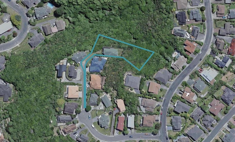 16 Kapil Grove, Khandallah, Wellington - Carousel 1